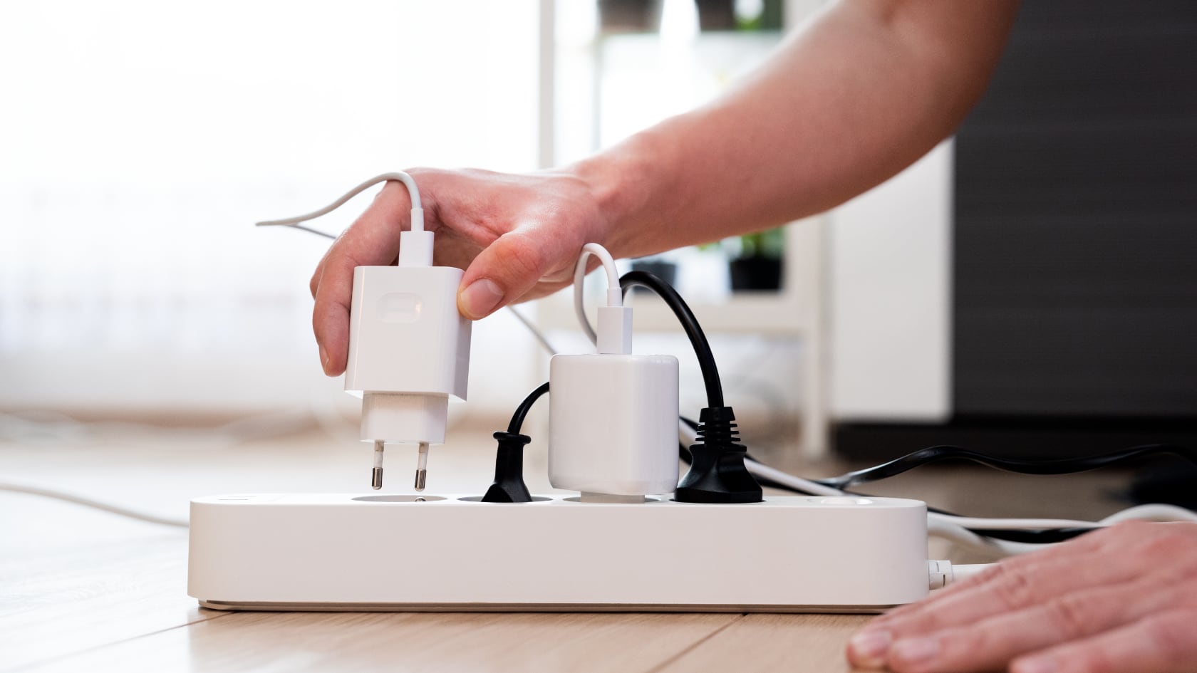 ICE suspenderá el servicio eléctrico este sábado 21 de febrero en tres provincias por mantenimiento en la red.