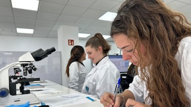 Ya es posible estudiar Enfermería de forma semipresencial desde cualquier lugar del mundo