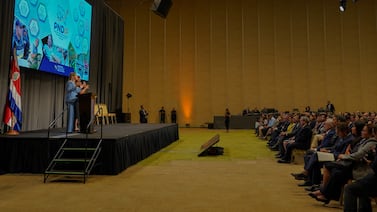 Gobierno de Laura Fernández prevé cerrar 2030 con crecimiento económico de 3,9%, por debajo del 4,6% de 2025