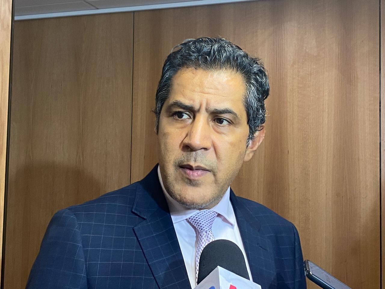 El ministro de Hacienda, Nogui Acosta, reitera su negativa de aceptar un 15% para la CCSS en crédito de apoyo presupuestario de $400 millones. Foto: Lucía Astorga