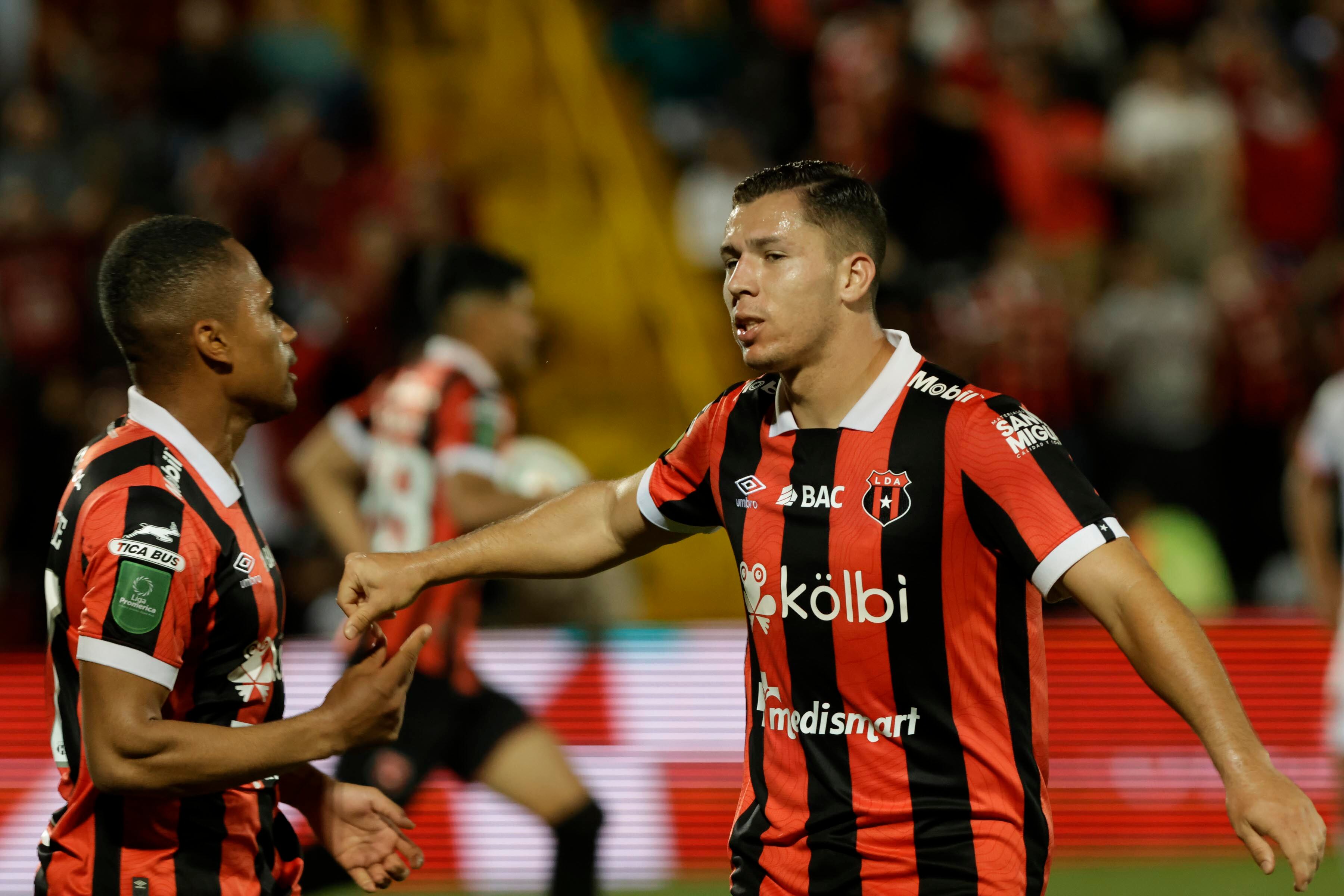 Liga vs Puntarenas - Jornada 13