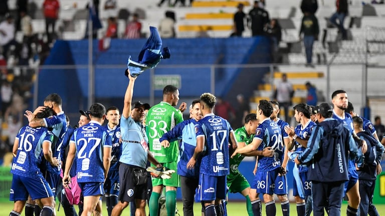 El recuento de la gran gesta de Cartaginés: tumbó a Olimpia y enloqueció a su afición a medianoche