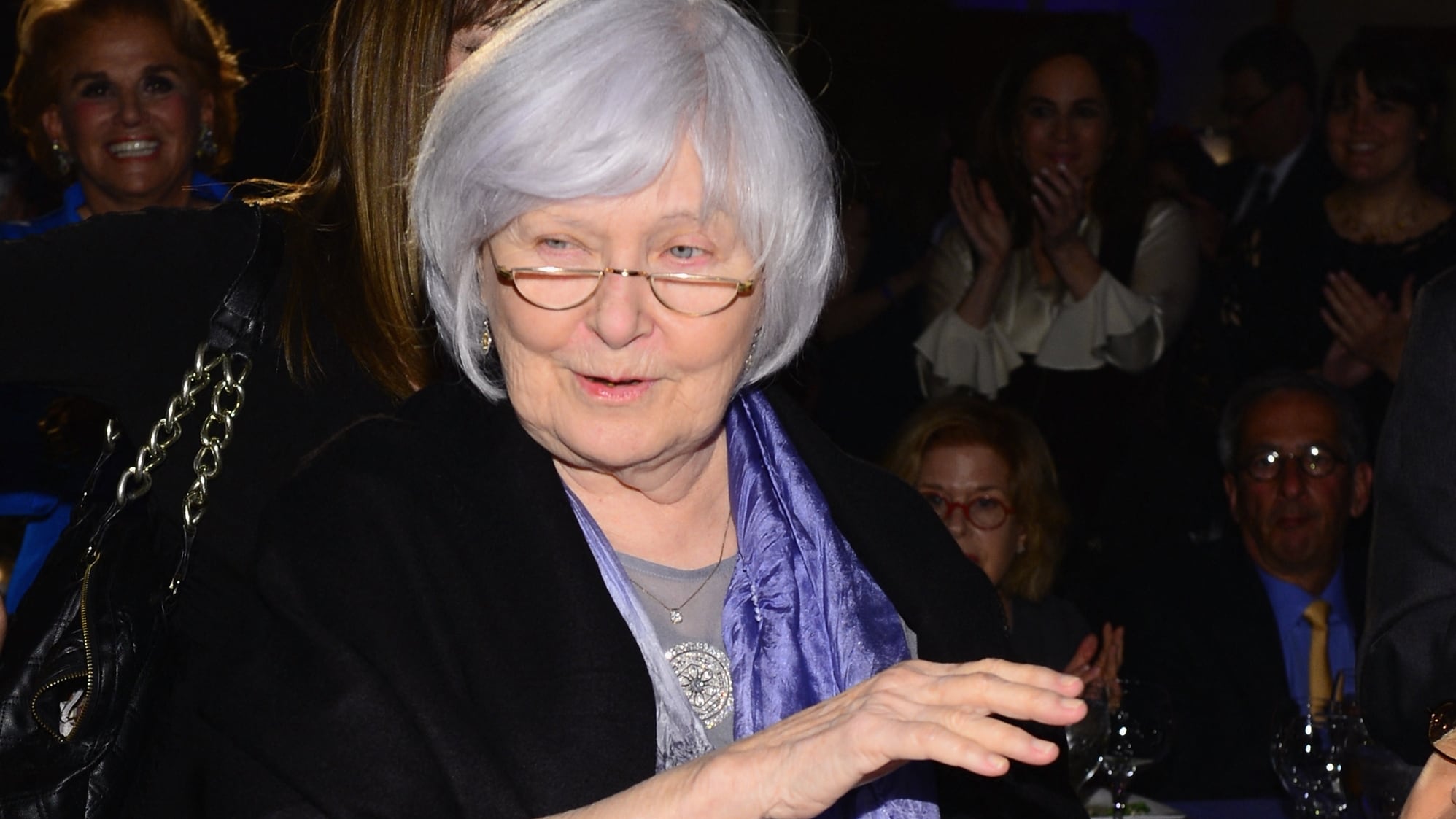 NUEVA YORK, NY - 4 DE ABRIL: Joanne Woodward asiste a un evento de SeriousFun Children's Network que rindió homenaje a Liz Robbins, con invitados famosos en Pier Sixty, en Chelsea Piers, el 4 de abril de 2013 en la ciudad de Nueva York. Larry Busacca/Getty Images para SeriousFun Children's Network/AFP (Foto de Larry Busacca / GETTY IMAGES NORTH AMERICA / Getty Images vía AFP)