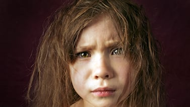 El uniforme gigante y la carcajada colectiva: una historia de ‘bullying’ infantil