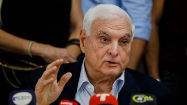Expresidente de Panamá, Ricardo Martinelli, muestra cómo quedó su casa tras temblor de magnitud 7,7