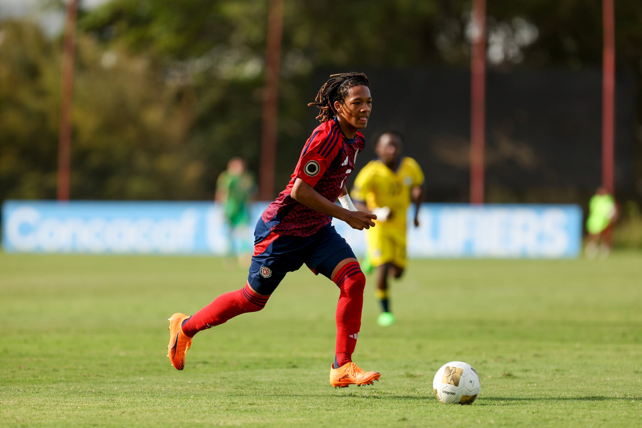 Akenai Samuels es uno de los jugadores de la Selección Sub-17 de Costa Rica.