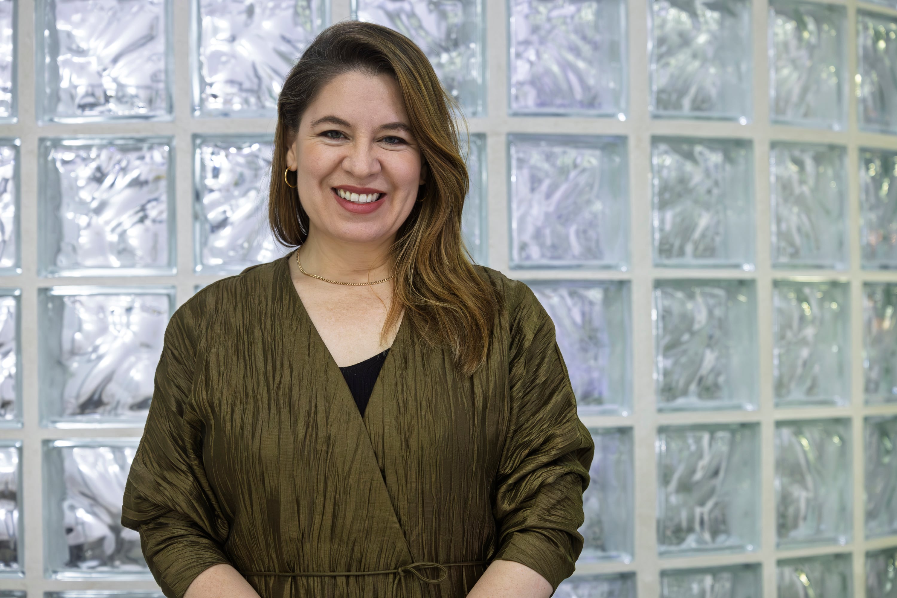 14/11/2025, San José, Estudio Fotográfico de Grupo Nación, entrevista con la candidata presidencial del PAC, Claudia Dobles.