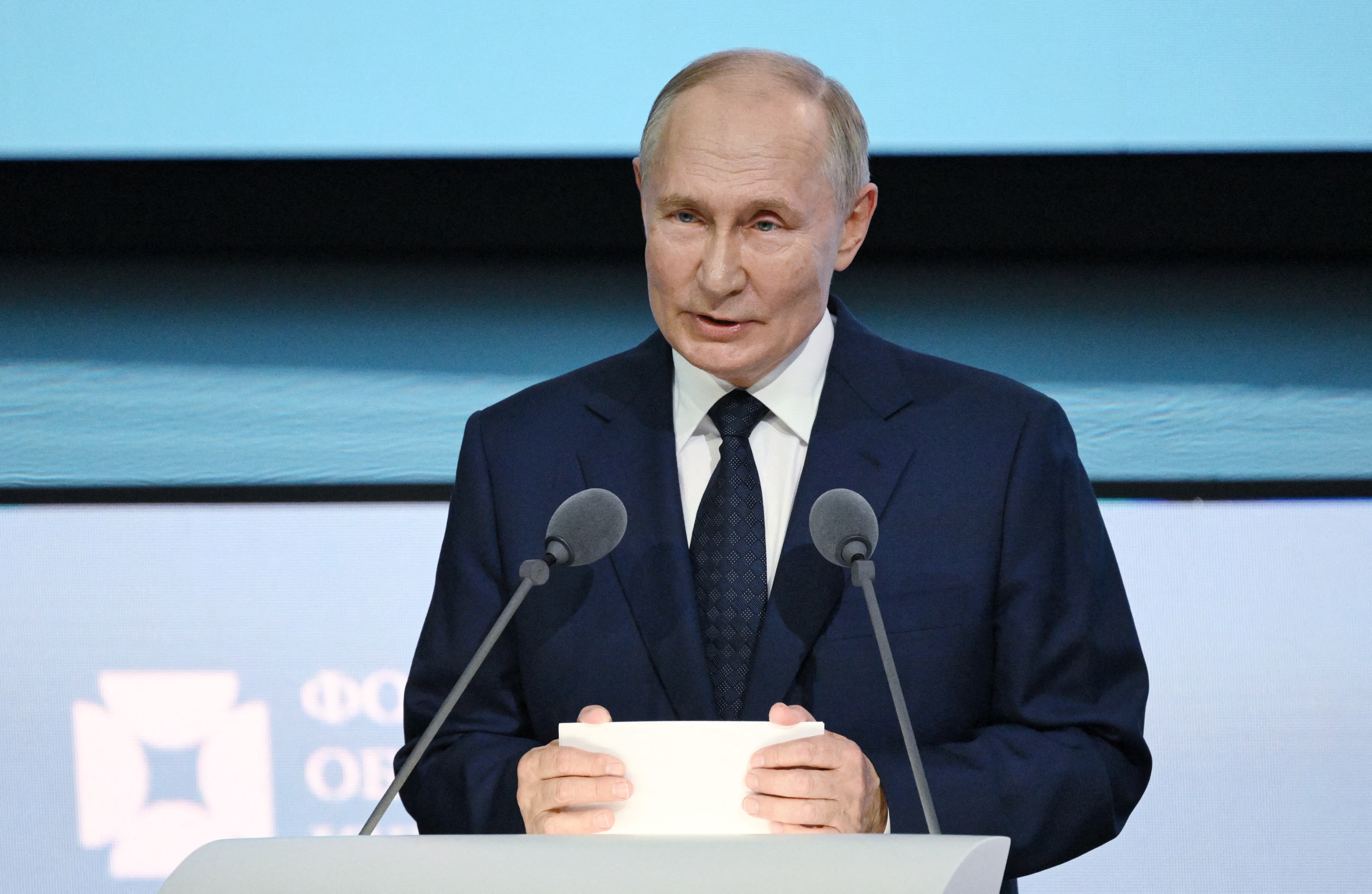 Vladimir Putin advirtiendo sobre la posible escalada en la guerra si Ucrania utiliza armas occidentales de largo alcance, 12 de setiembre de 2024.