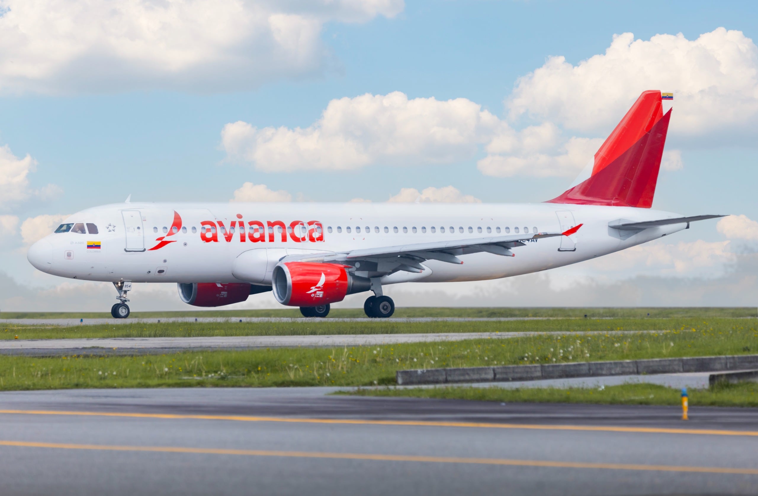 Avianca incrementará frecuencias y consolidará rutas hacia Estados Unidos como parte de su estrategia de expansión regional.