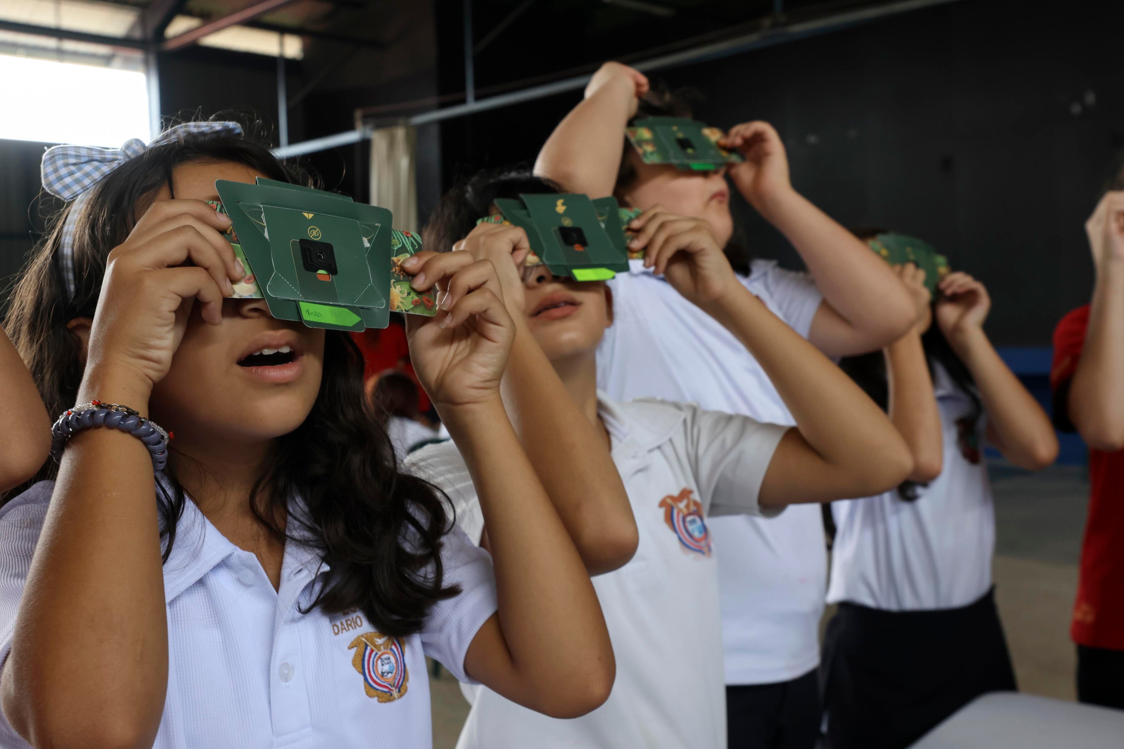 Ensayo Equidad de Género. MATERIAL EMBARGADO PARA PUBLICAR EN LA REVISTA DOMINICAL. LOS CONSENTIMIENTOS DE LAS MENORES DE EDAD SOLO SON PARA ESTA PUBLICACION EN LA REVISTA DOMINICAL.