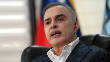 Renuncia el fiscal general de Venezuela