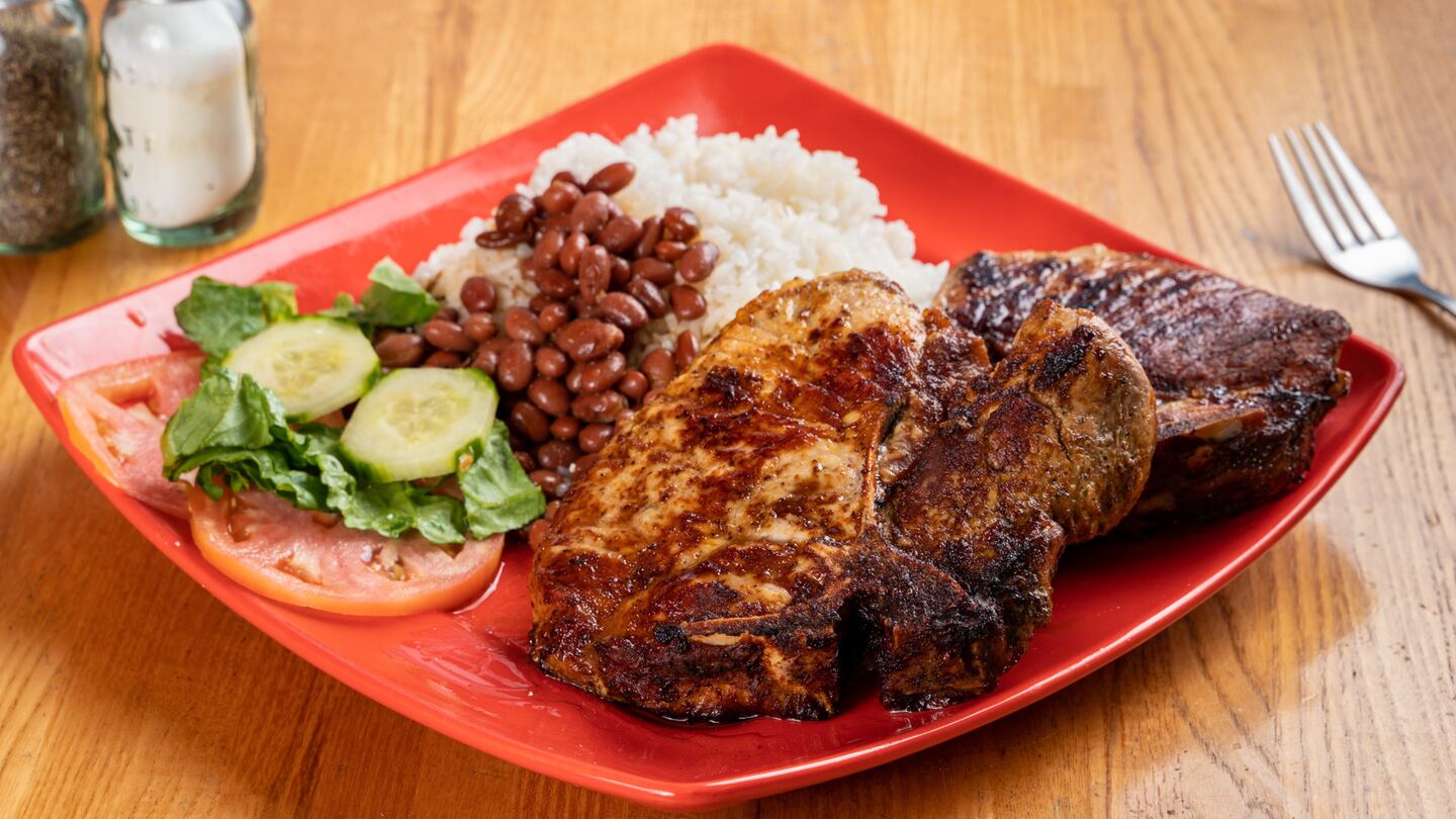 Verduras, proteínas, carbohidratos: el orden en que come afecta su salud y su peso