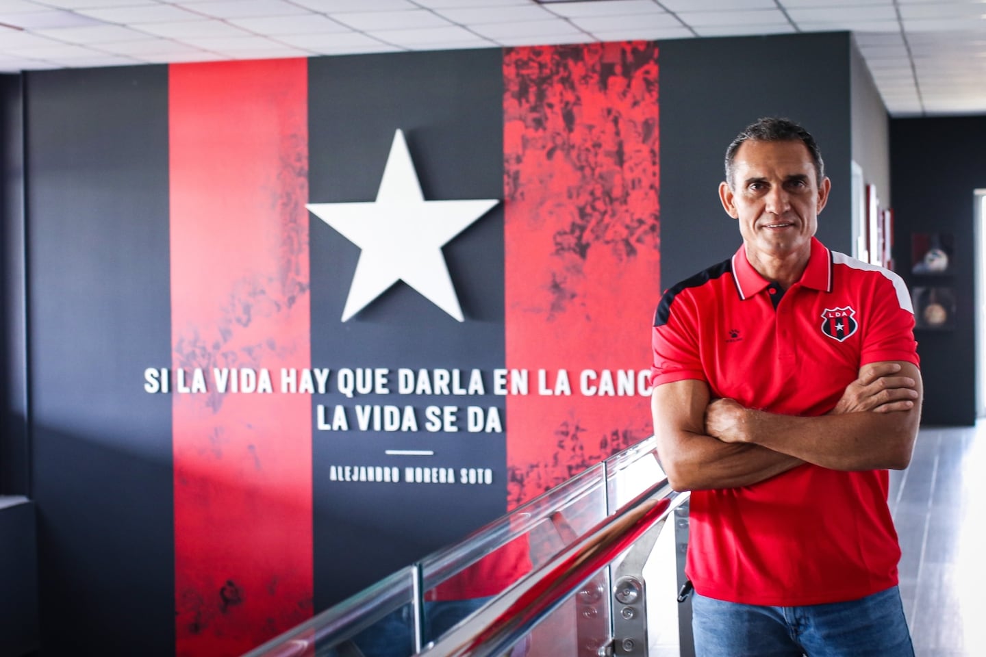 Luis Diego Arnáez recovers from severe hepatitis A complications