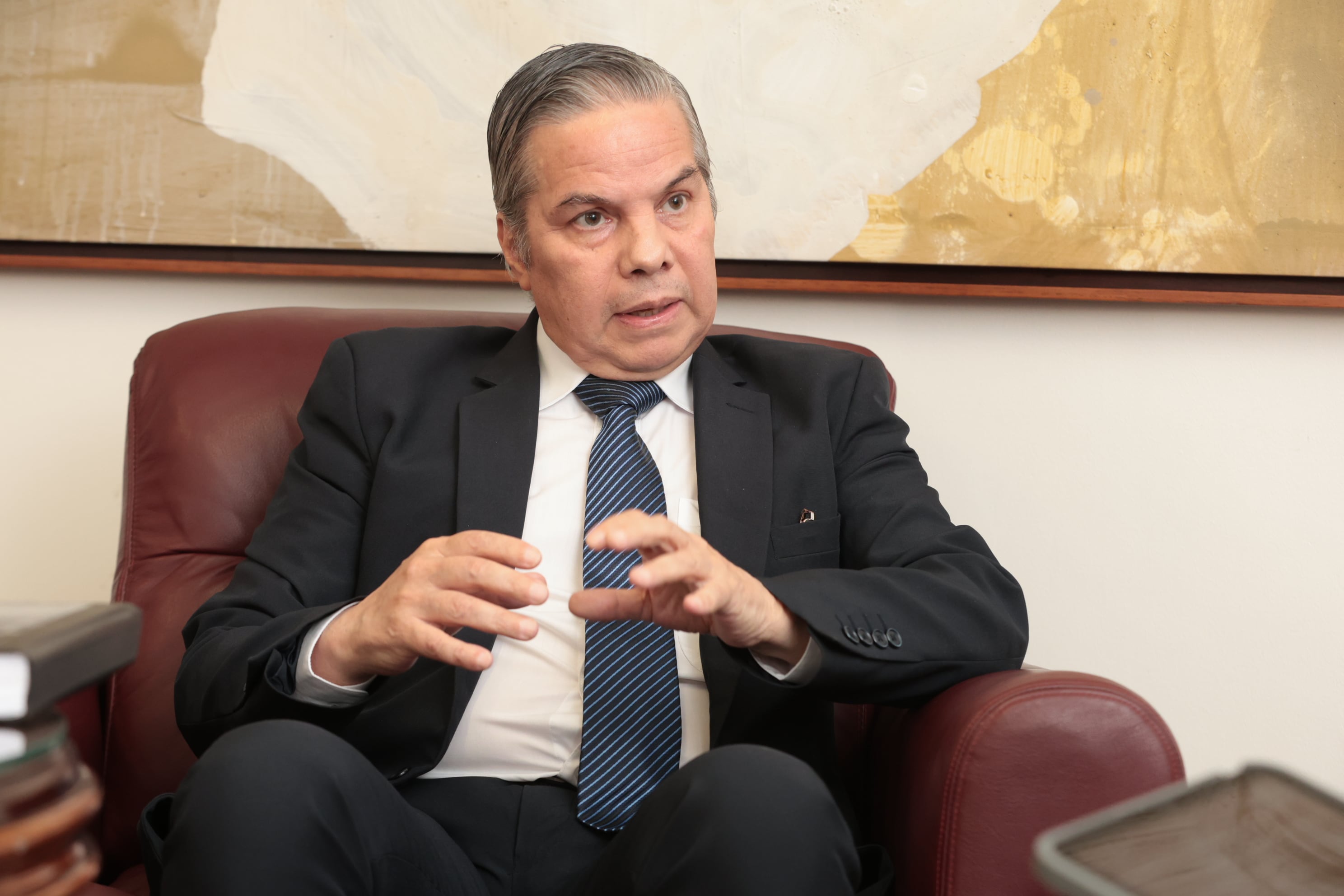 09/01/2026/ fotos durante entrevista de Róger Madrigal López presidente del Banco Central de Costa Rica / Foto John Durán