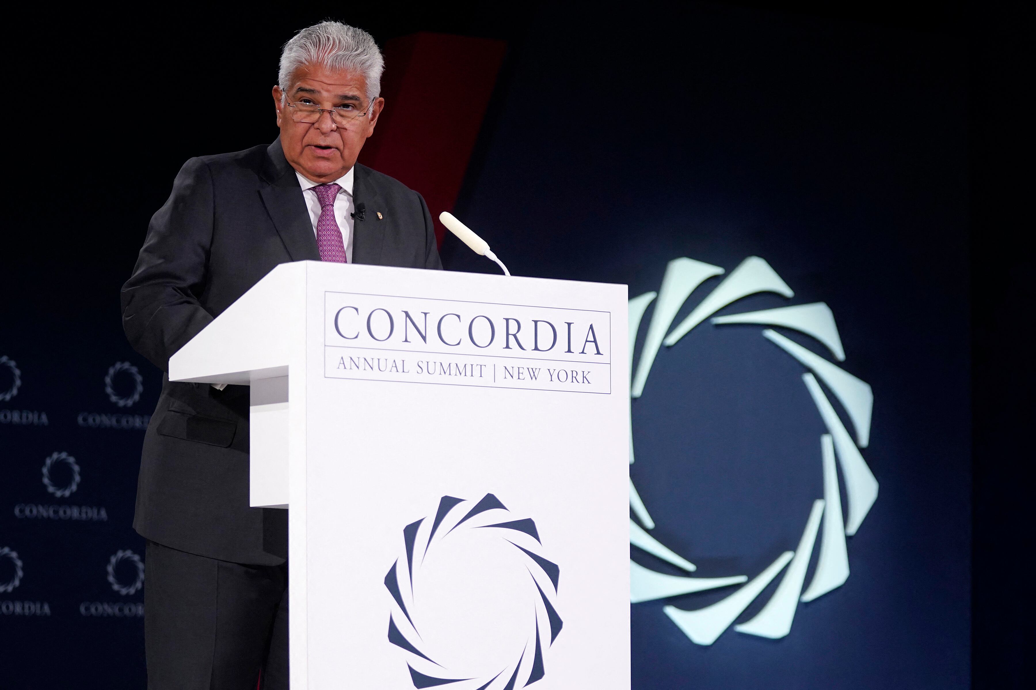 El presidente de Panamá, José Raúl Mulino, da su mensaje en la Cumbre Anual Concordia 2024, en Nueva York, Estados Unidos. Foto: Getty Images vía AFP