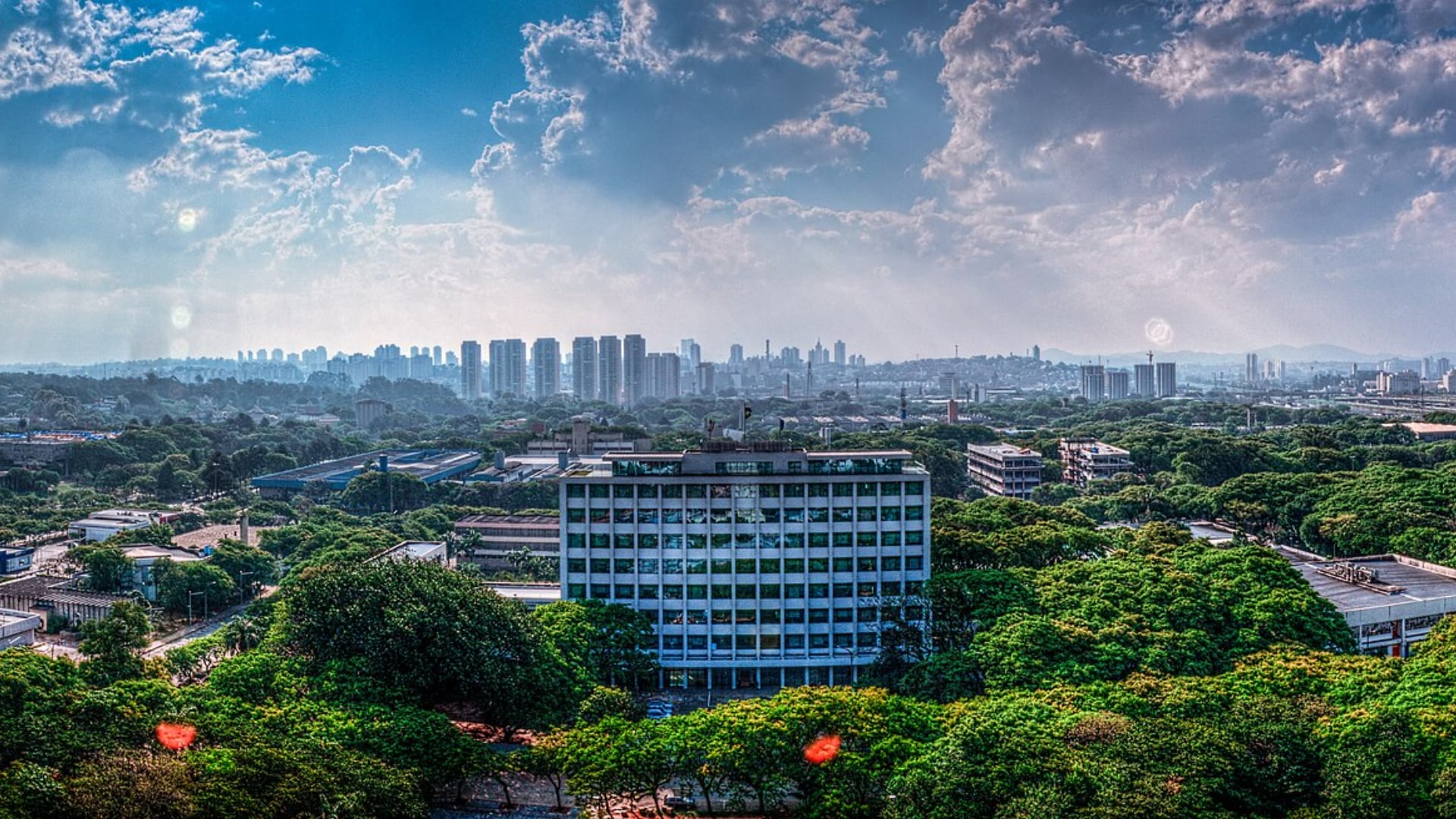 Brasil concentra 14 de las 21 universidades latinoamericanas incluidas en el Academic Ranking of World Universities 2026. La Universidad de São Paulo lidera el ranking.