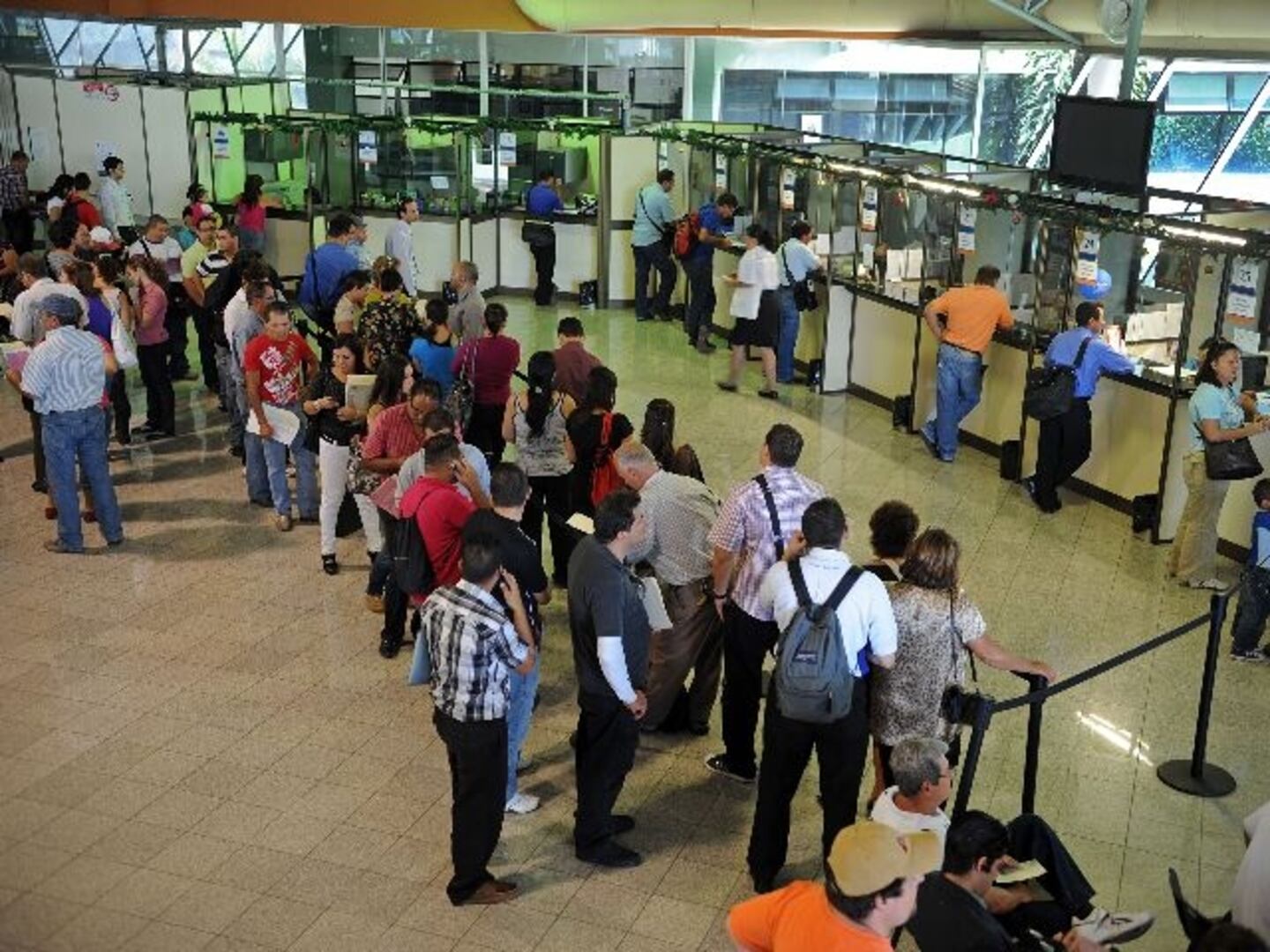 Puerto Rico Filas Filas en Registro Nacional se triplican | La Nación