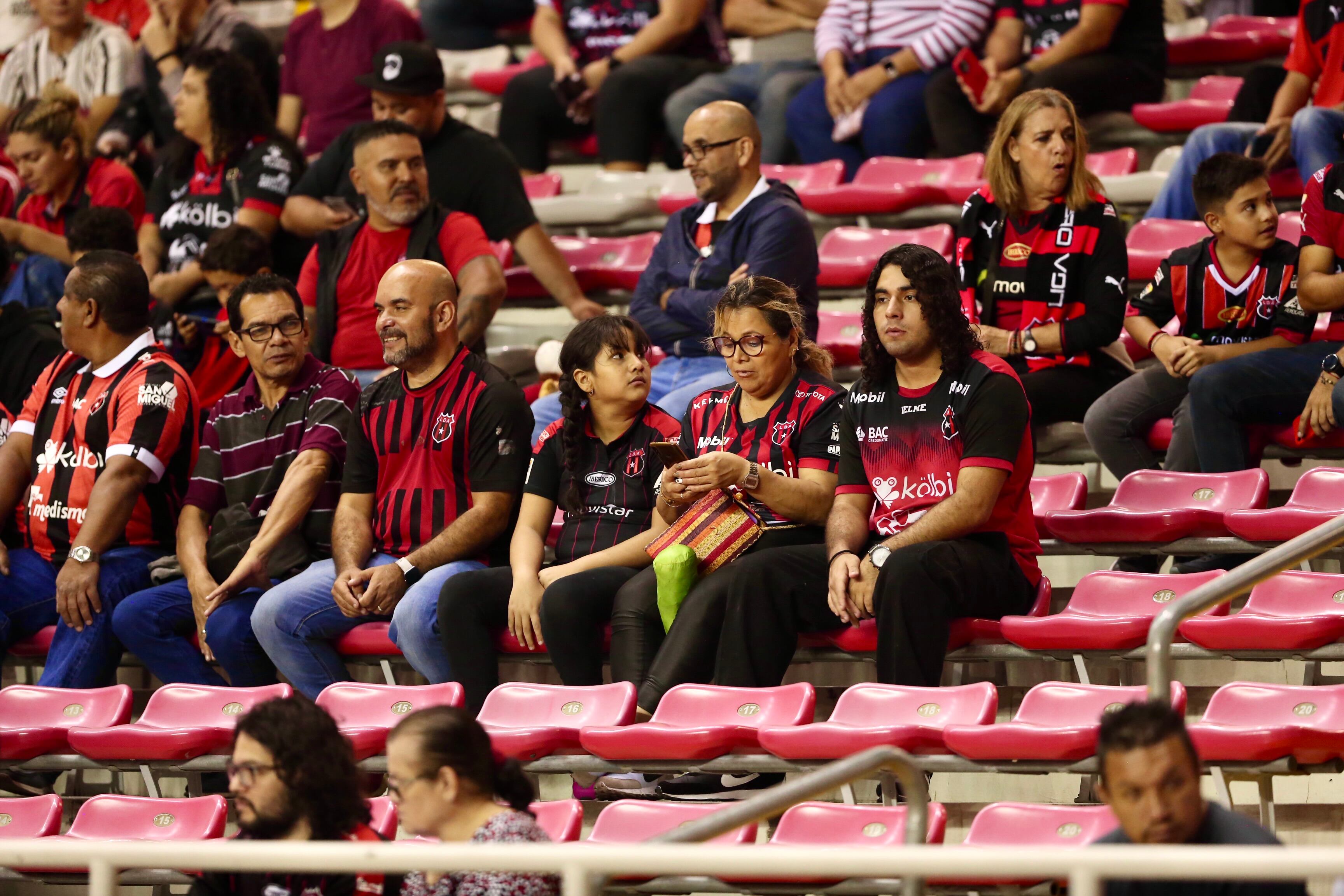 12/01/2024, San Jose, Estadio Nacional, partido de la jornada 1 del torneo de clausura 2024 entre Liga Deportiva Alajuelense y el Sporting FC.