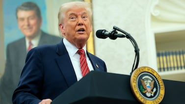 Trump busca recomponer lazos globales en gira por Asia con reuniones clave en su agenda