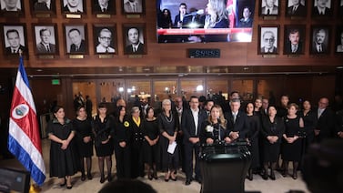 Bloque de oposición acuerda agenda de consenso y le marca sus líneas rojas al gobierno