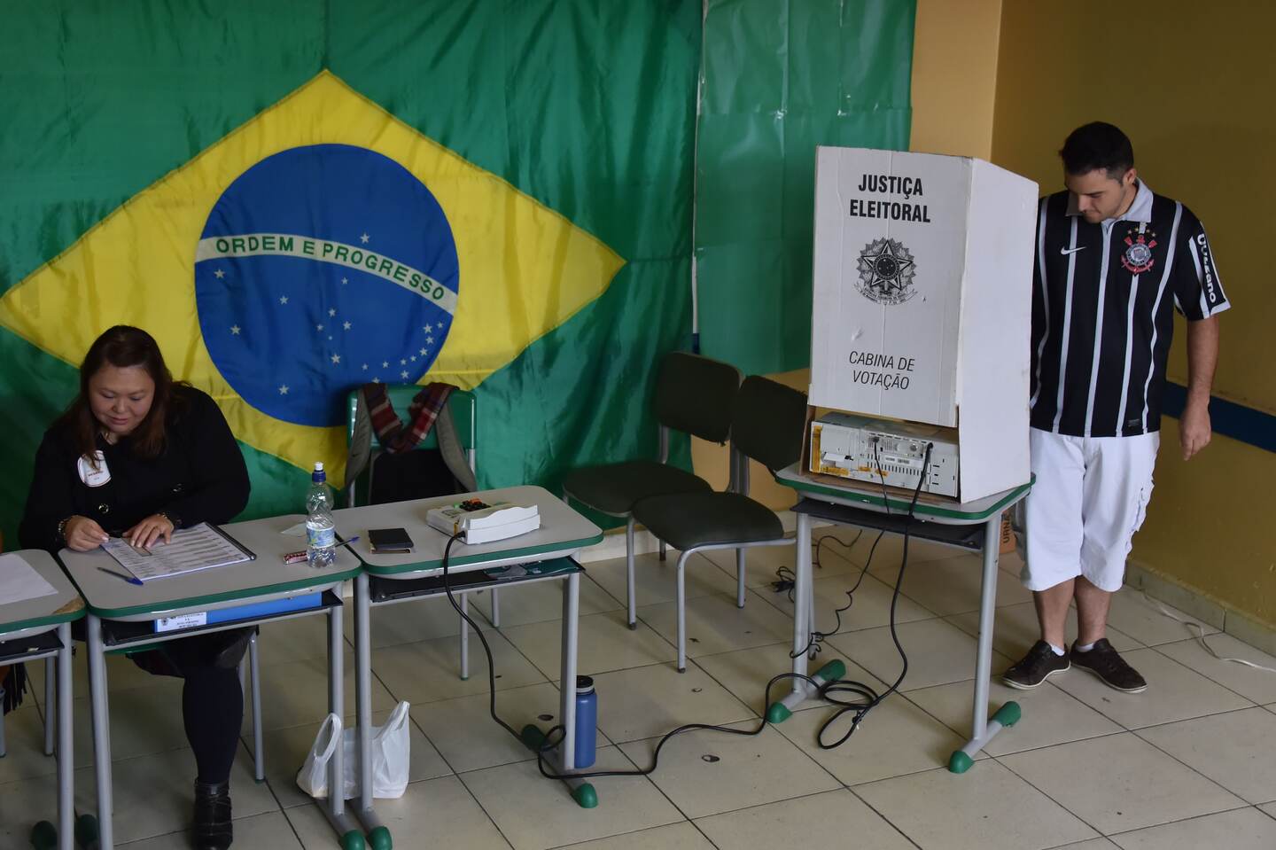 El ministerio de Defensa desplegó 25.000 militares para reforzar la seguridad en 488 ciudades de 16 estados donde se registraron actos violentos.