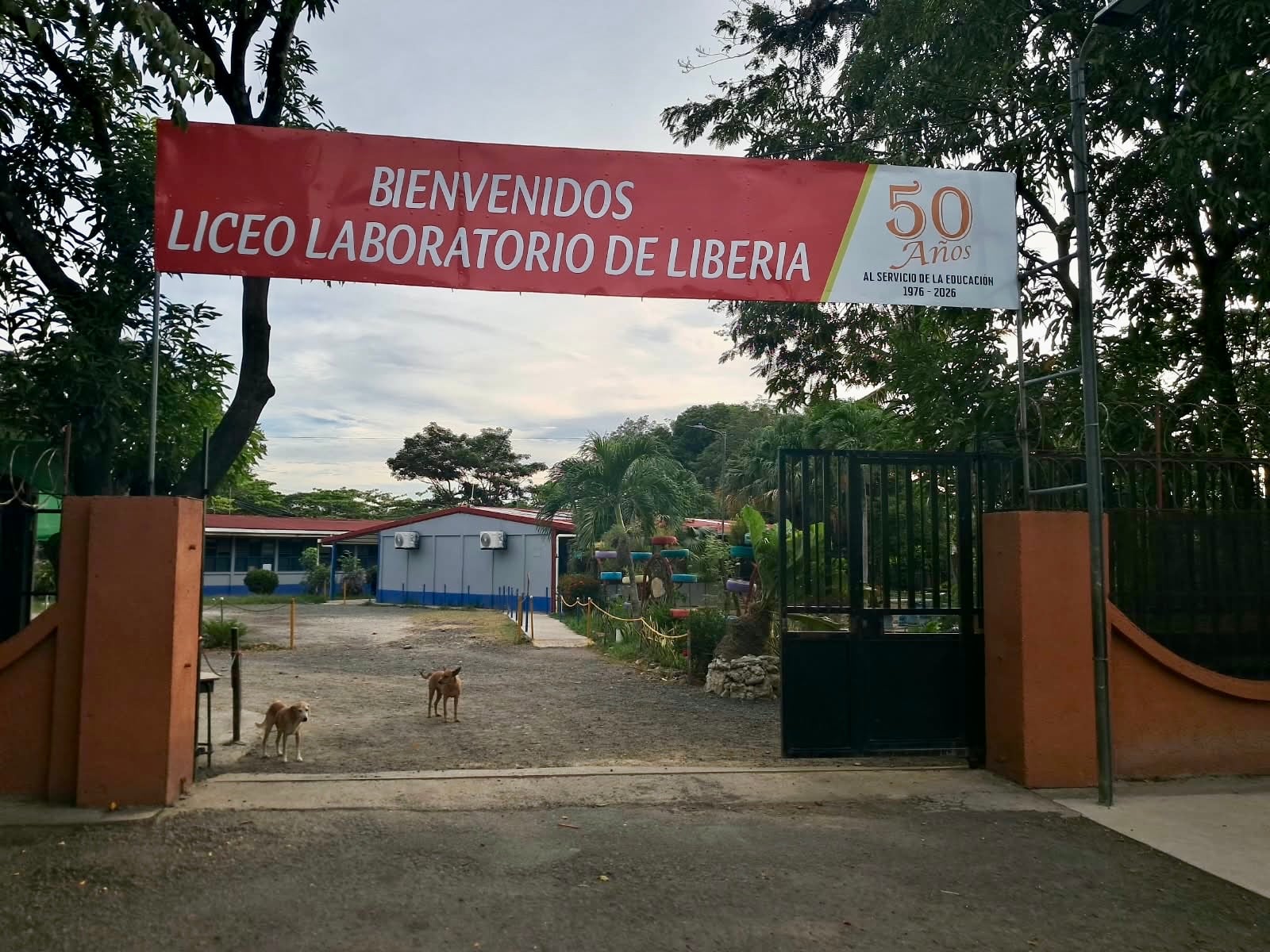 Según el padre de los estudiantes, las autoridades del Liceo Laboratorio de Liberia no han actuado ante las agresiones que ha denunciado que sufren sus hijos.