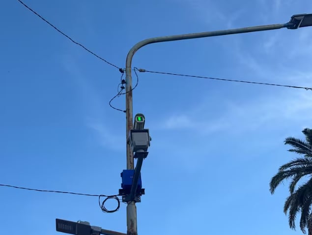 Los equipos de láser utilizados para ahuyentar a las aves