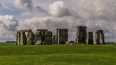 Stonehenge pudo surgir por rivalidad entre pueblos neolíticos, según nueva teoría arqueológica