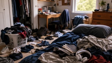 Psicología explica qué revela una habitación desordenada sobre la personalidad y las responsabilidades