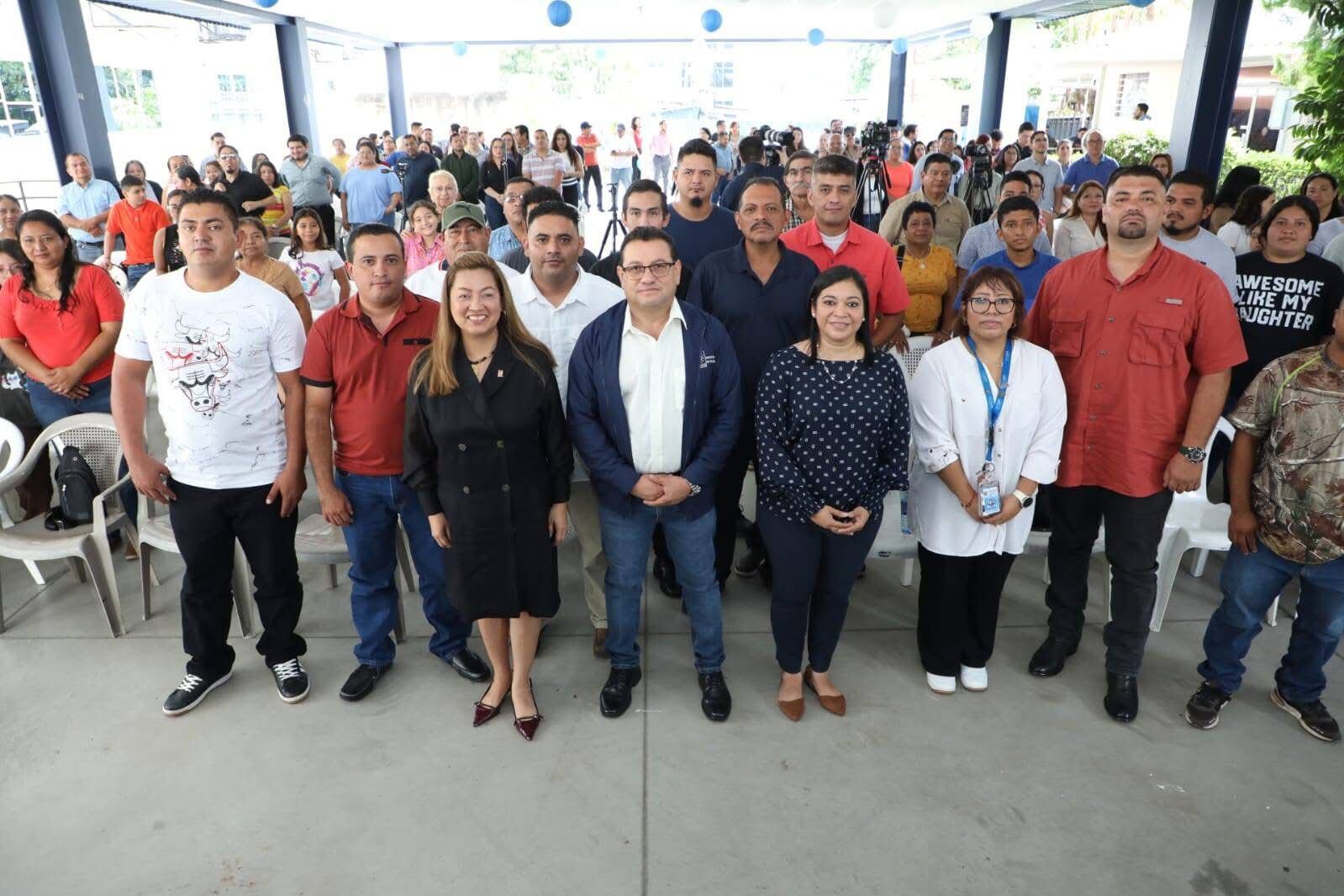 Según la Embajada de Costa Rica en El Salvador, 15 trabajadores llegarán al país en el sector transporte.