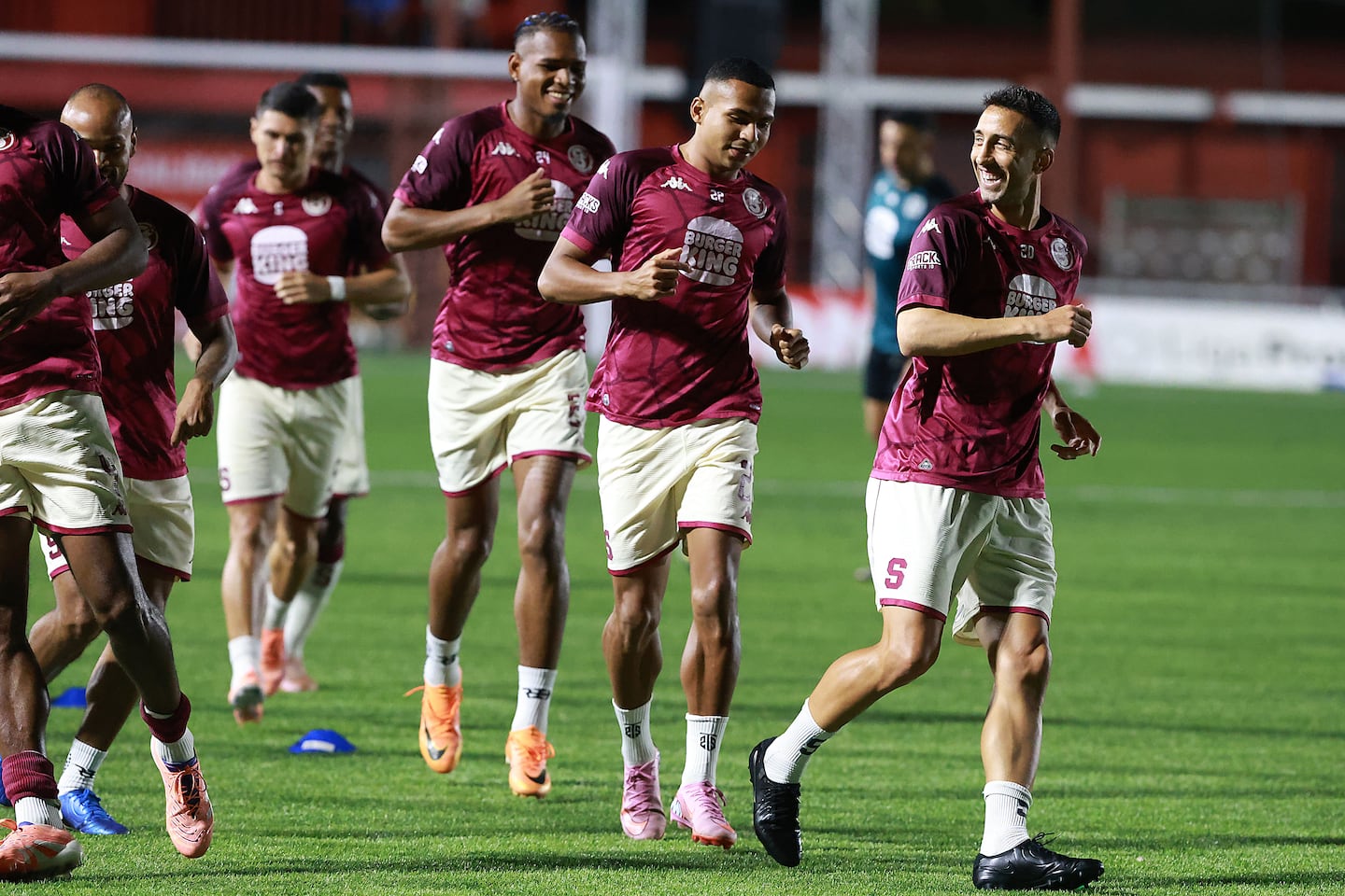 Saprissa en cirugía mayor: reuniones clave para definir salida de jugadores