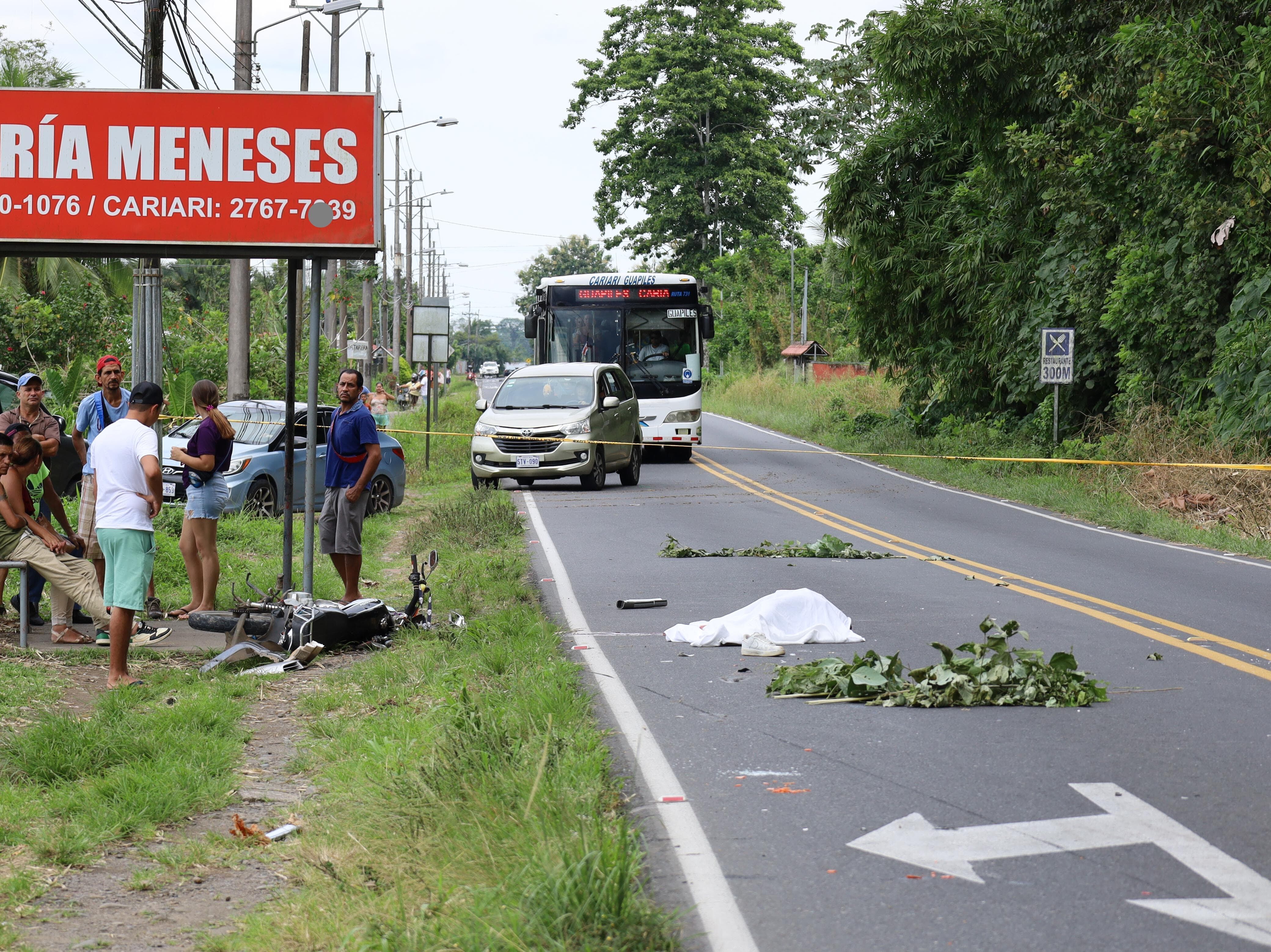 Edson Ariel Canales Fallas, de 18 años, perdió la vida en un accidente en Pococí, mientras regresaba a su casa desde Guápiles.