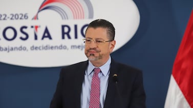 Fiscalía también investiga a Rodrigo Chaves por pista de aeropuerto