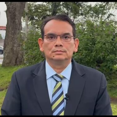 Randall Zúñiga habría compartido a mujeres datos sobre su participación en allanamientos, reuniones con jerarcas y ubicación en tiempo real