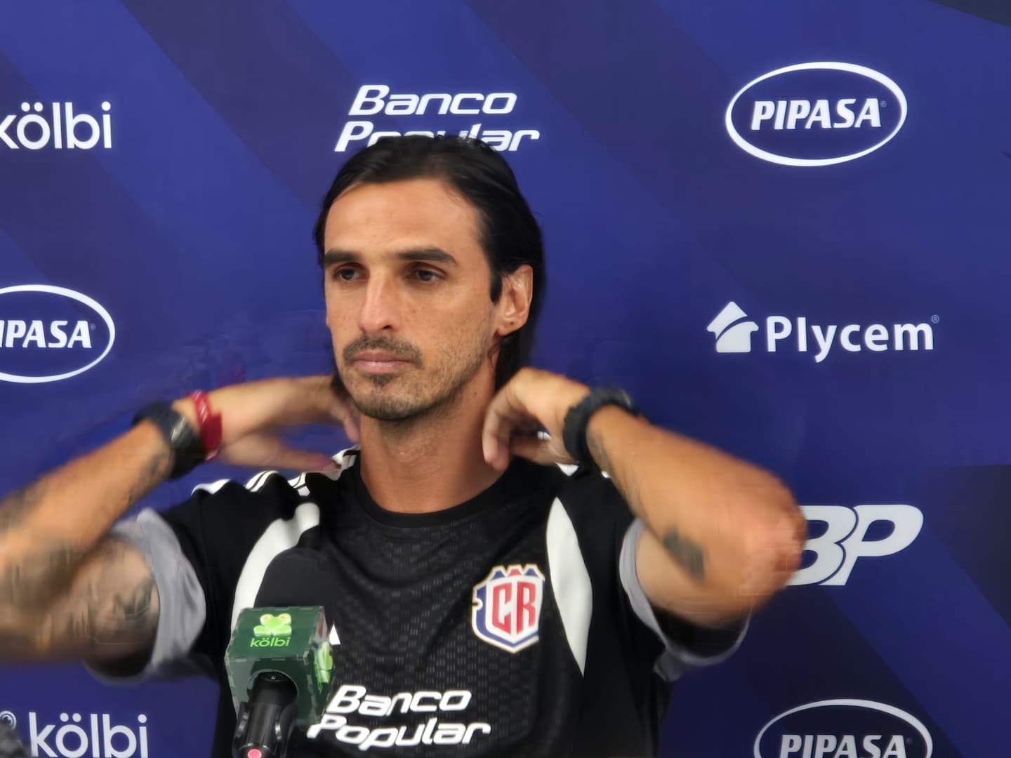 Bryan Ruiz no titubeó en su respuesta cuando le preguntaron si la Selección de Costa Rica debería tener un técnico nacional.