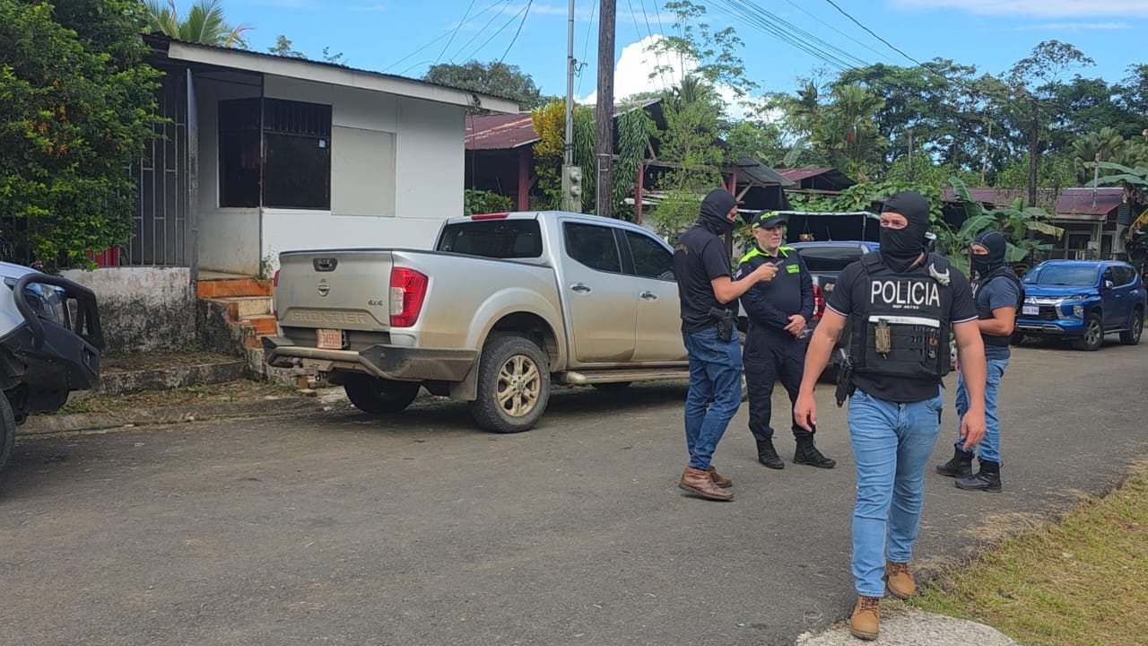 OIJ allana dos sitios en la zona norte por venta de drogas.