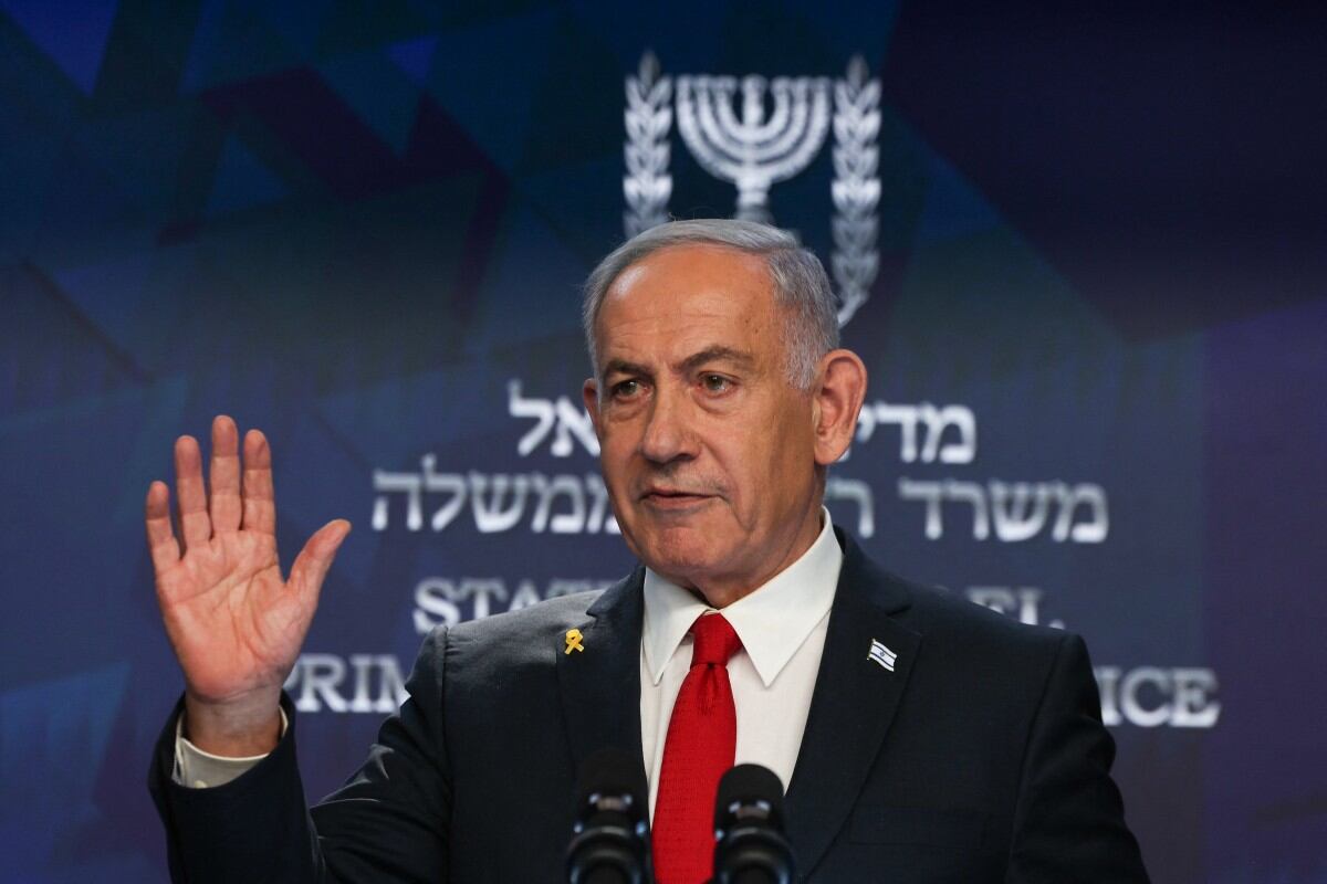 Israeli Prime Minister Benjamin Netanyahu gives a press conference in Jerusalem on May 21, 2025. Netanyahu said on May 21 that he was ready for a "temporary ceasefire" to guarantee the return of hostages held in Gaza, of whom 20 are "certainly" alive. (Photo by Ronen Zvulun / POOL / AFP)