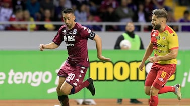 José Giacone toma nota del regreso de Mariano Torres y Fidel Escobar para el duelo ante Saprissa