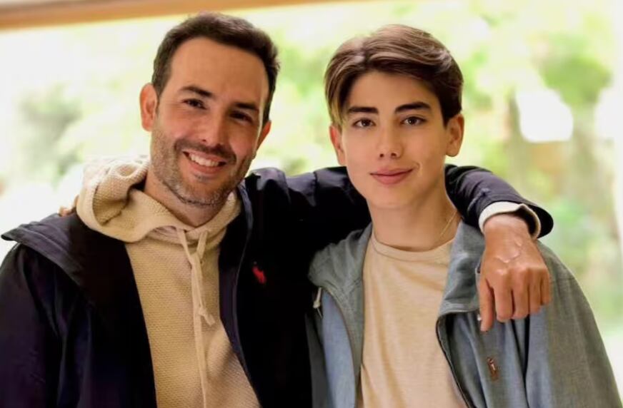 Sebastián Martínez
Actor
Amador Martínez
Hijo
Latinoamericano de kartismo
18 de mayo del 2025
Tonado de Redes Sociales