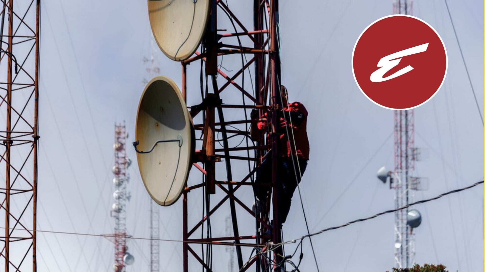 Grupo Extra reaccionó a la subasta pública para renovar señales de televisión y radio.