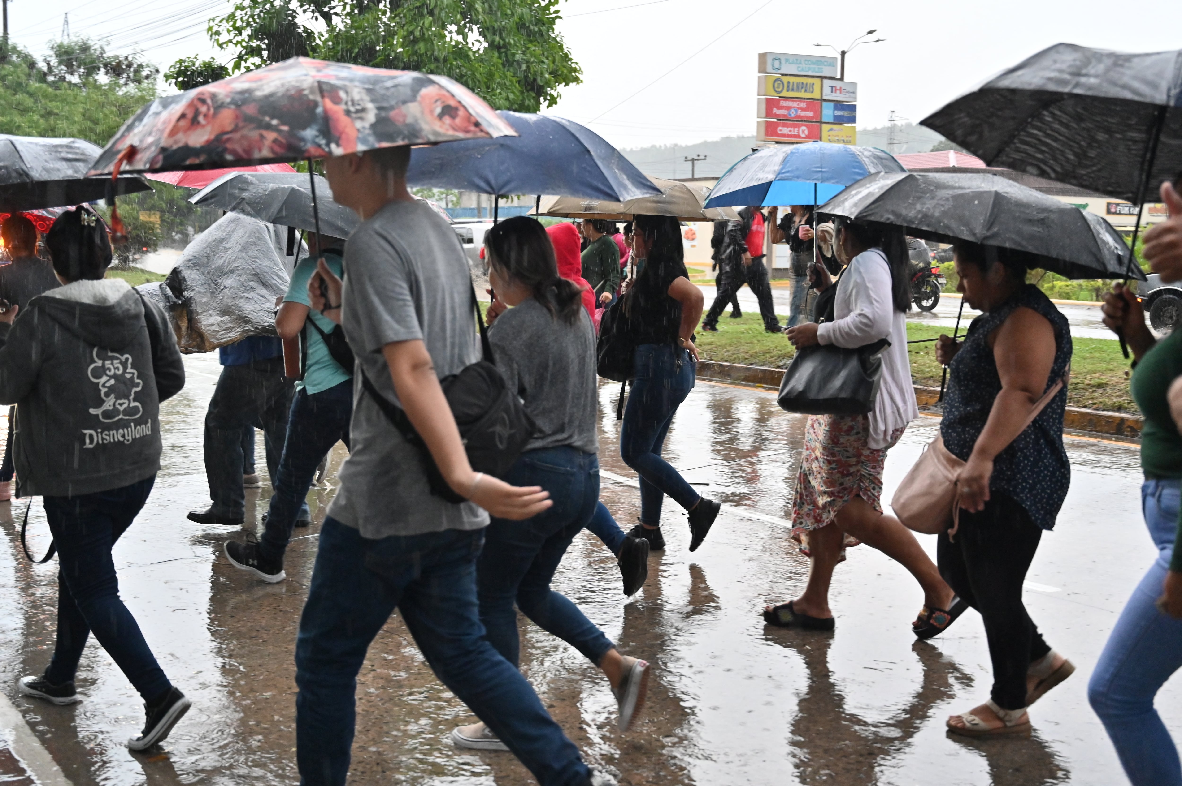 Tormenta Tropical Sara amenaza a Centroamerica