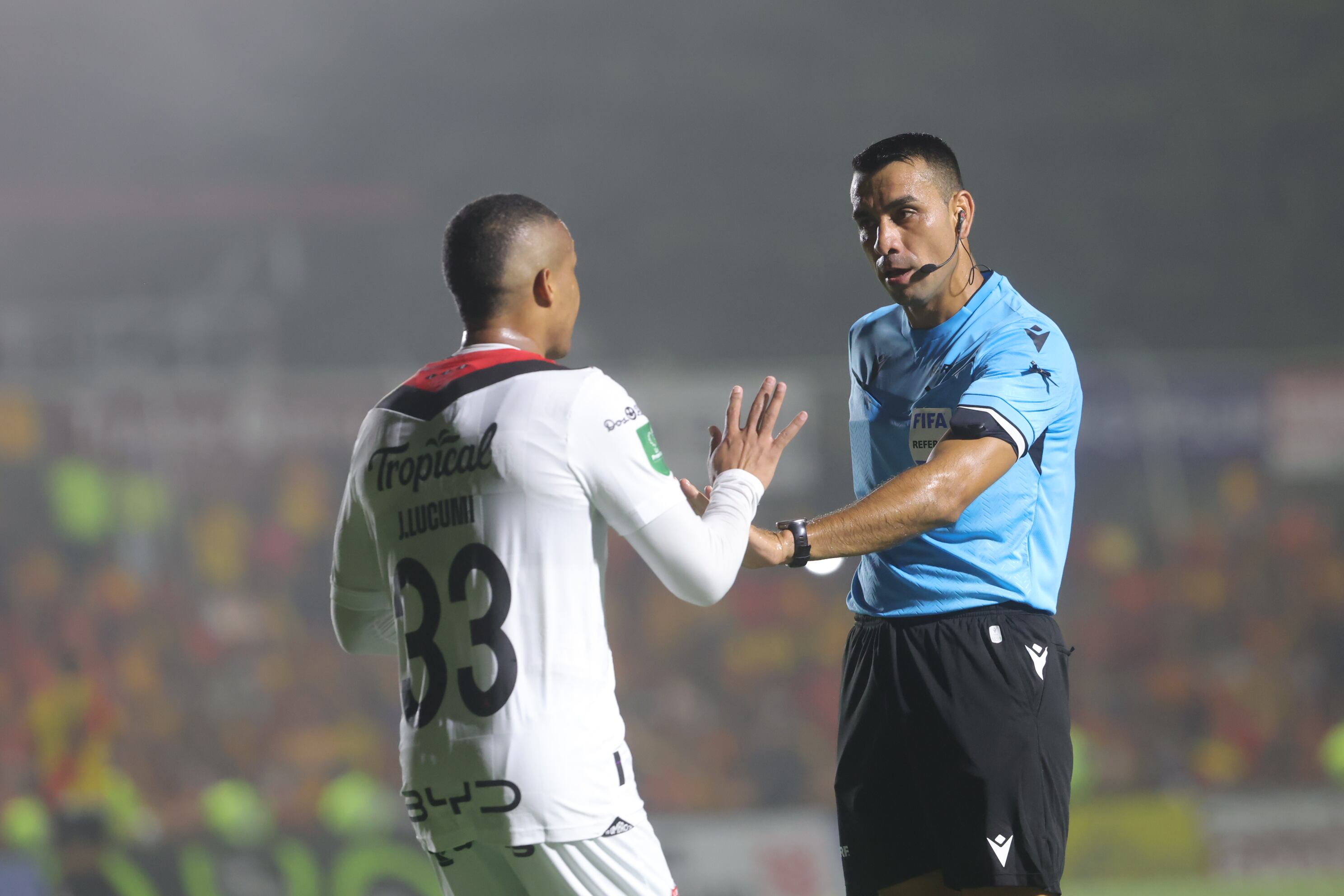 28/05/2025/ Juego entre Club Sport Herediano vs Liga Deportiva Alajuelense por el partido de vuelta de la gran final el torneo Clausura de la Liga Promerica en el estadio Carlos Alvarado / foto John Durán