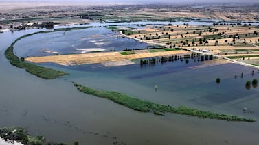Crecida histórica de un río inunda una capital y enciende las alertas en Oriente Medio