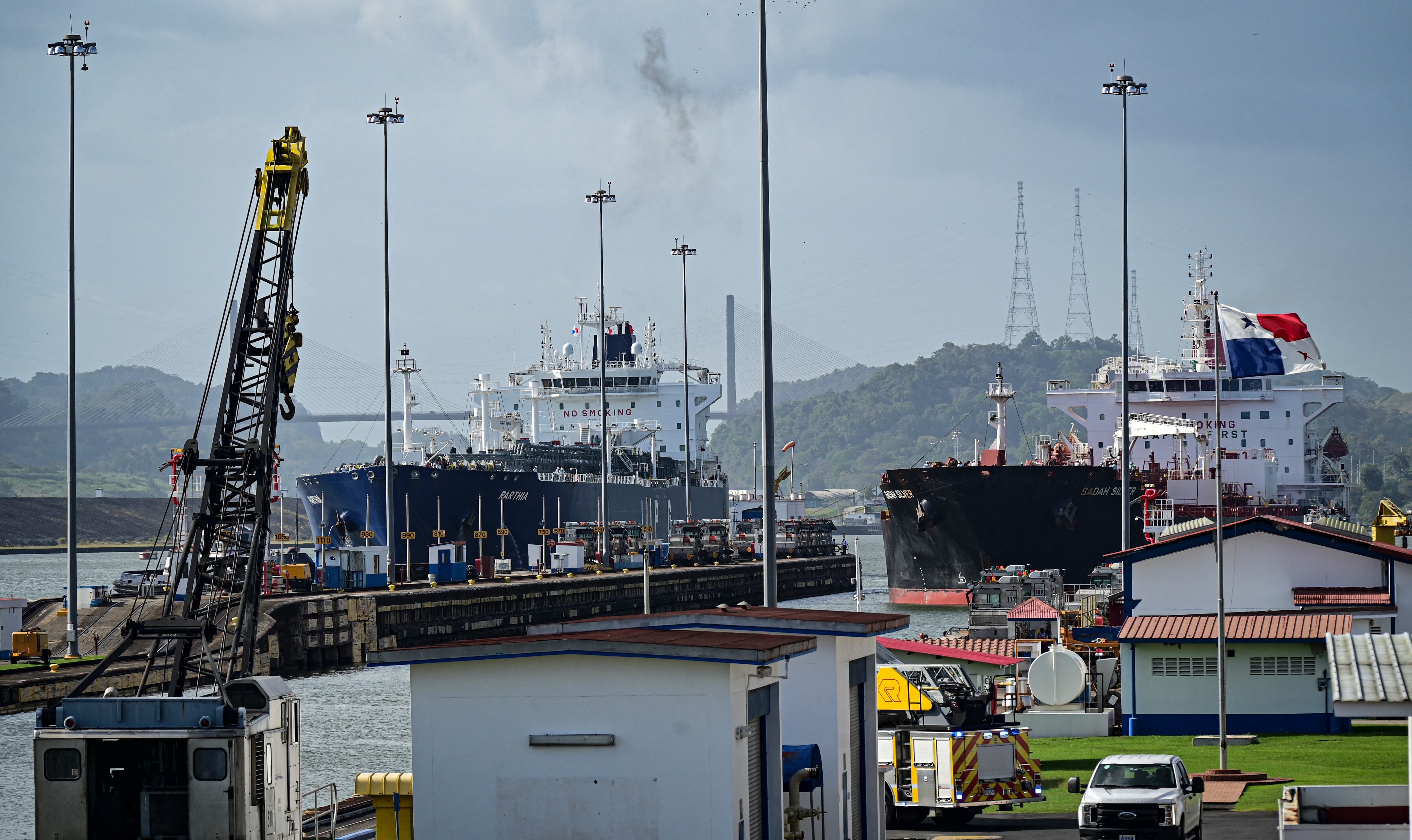 En la imagen, el canal de Panamá