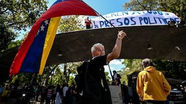 Jefe del Parlamento de Venezuela pide ‘perdón’ a los presos políticos del chavismo