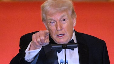 Trump dice que Estados Unidos estudia una ‘toma de control amistosa’ de Cuba