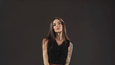 Jana de Oliveira: la tatuadora que convirtió la piel en estilo, memoria y una forma de habitar el cuerpo