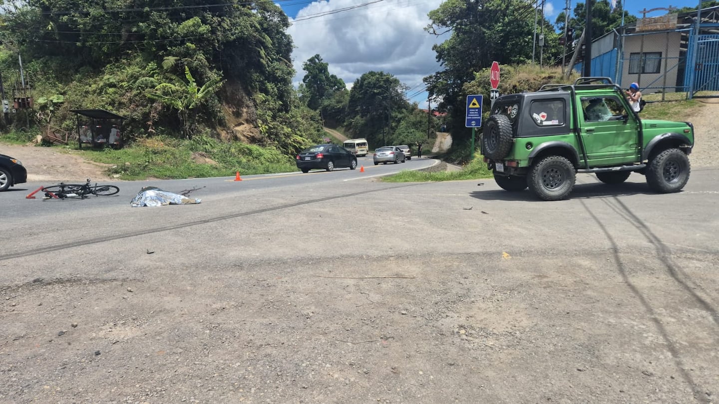 Ciclista falleció tras choque con vehículo en ruta 2