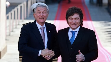 Javier Milei elogia a Kast y llama a la derecha latinoamericana a organizarse contra la izquierda