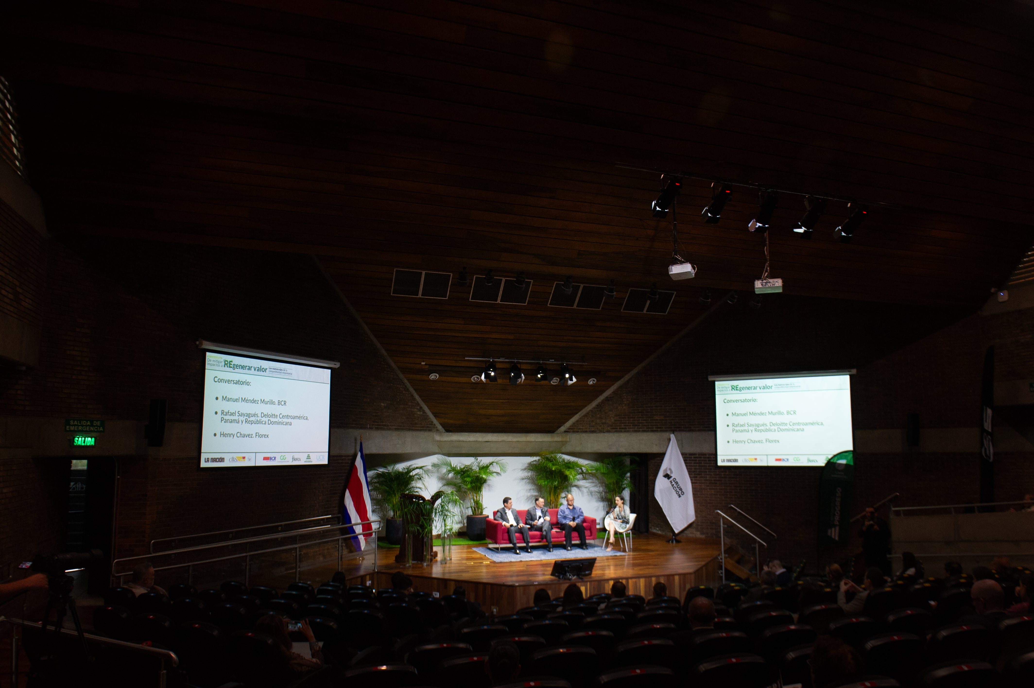 27/10/2026 EXPERIENCIAS LN, Colegio de Ingenieros y Arquitectos de Costa Rica, auditorio Jorge Manuel Brenes Oregón, Grupo Nación, Foro de Sustentabilidad De mitigar impactos a Regenerar valor, Los nuevos ejes de la competitividad empresarial, fotografía: Marvin Caravaca.